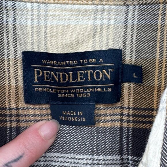 Pendleton Mens Large Plaid Button-Up Shirt In Cotton Size Large - Picture 6 of 8